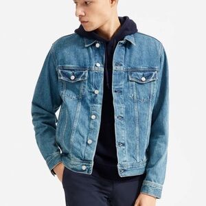 Everlane uniform Classic Blue the Denim Jacket